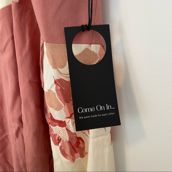 Privacy Please Dress - Picture 8 of 8